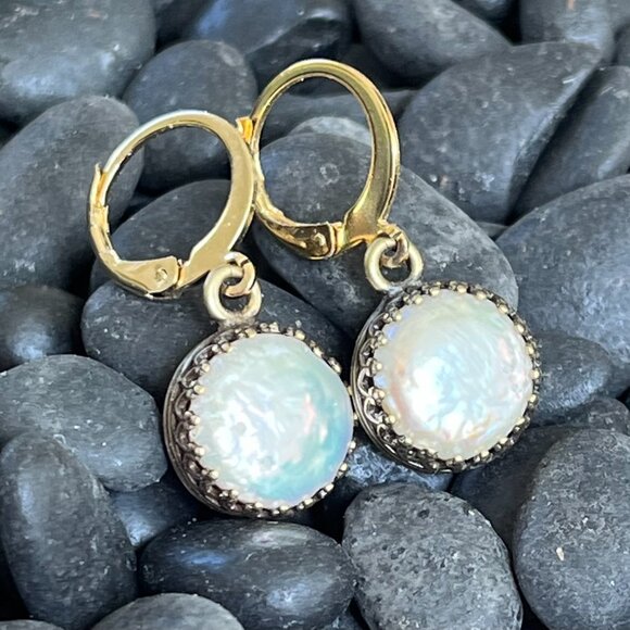 Artisan Jewelry - Lustrous White Freshwater Coin Pearls - Antiqued Bronze Filigree Crown Bezel